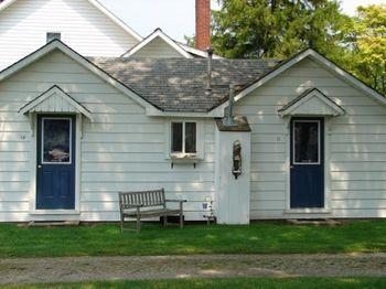 Lucky Horseshoe Cabins Au Sable Exterior foto